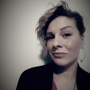 Meet your Posher, Dori